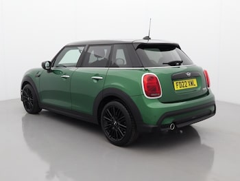 Used MINI Hatch 2022 for sale - 76982044: Photo