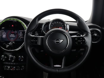 Used MINI Hatch 2021 for sale - 76981493: Photo