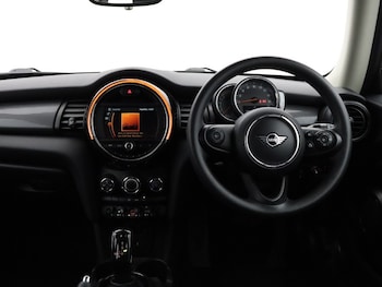 Used MINI Hatch 2020 for sale - 76982512: Photo