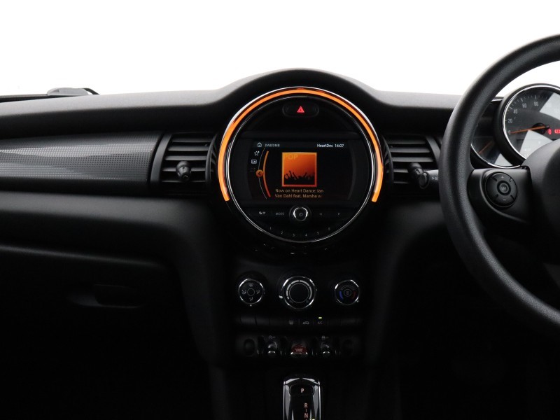 Used MINI Hatch 2020 for sale - 76982512: Photo 8