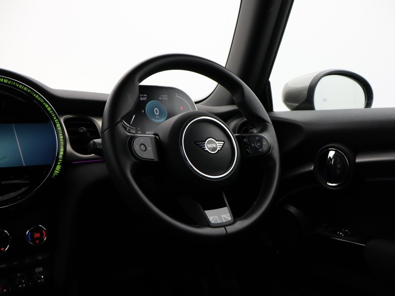 Used MINI Hatch 2023 for sale - 76981176: Photo 18