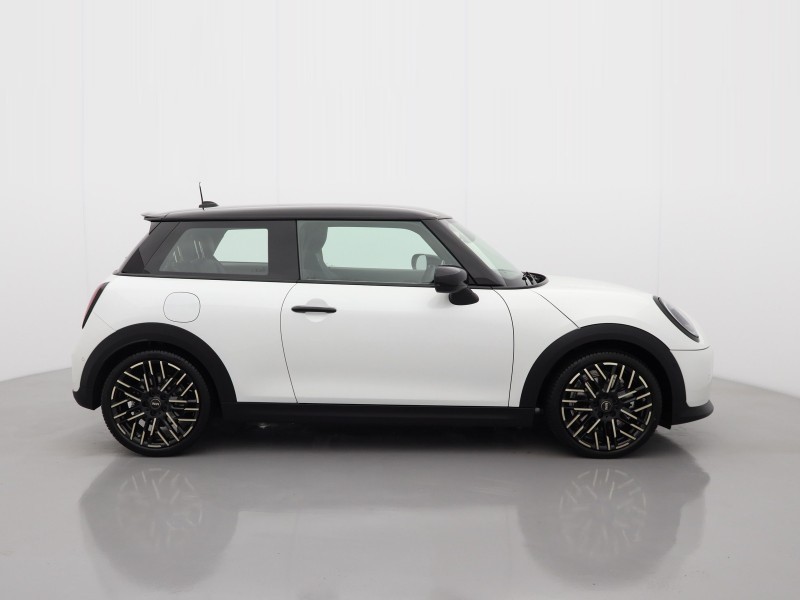 Used MINI Cooper 2025 for sale - 76982207: Photo 3