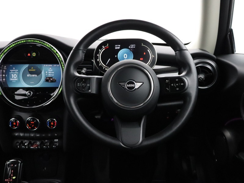 Used MINI Hatch 2023 for sale - 76982170: Photo 5