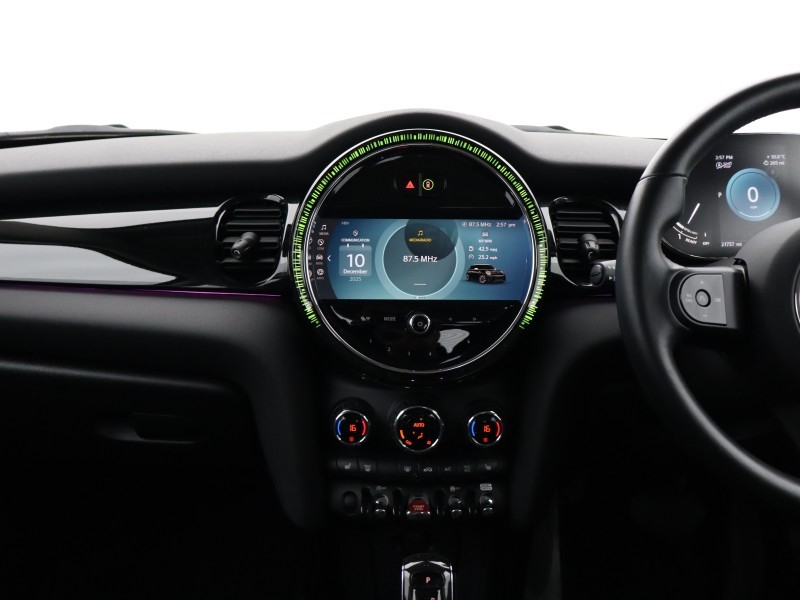 Used MINI Hatch 2023 for sale - 76982170: Photo 8