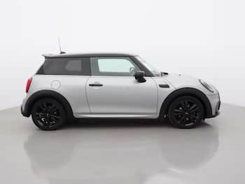 Used MINI Hatch 2023 for sale - 79649464: Photo