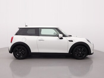 Used MINI Hatch 2023 for sale - 77186448: Photo