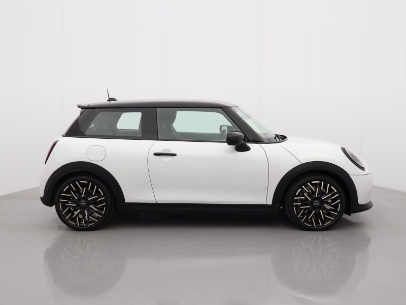 Used MINI Cooper 2025 for sale - 76982063: Photo 3