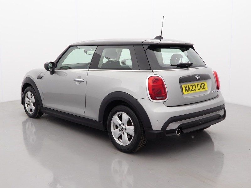 Used MINI Hatch 2023 for sale - 77011721: Photo 2