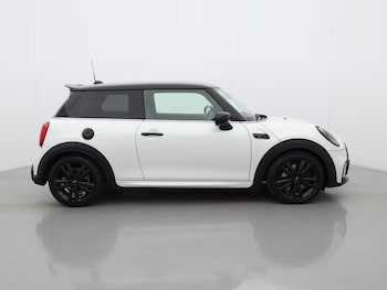 Used MINI Hatch 2023 for sale - 79407607: Photo