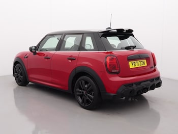 Used MINI Hatch 2021 for sale - 76981271: Photo