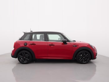 Used MINI Hatch 2021 for sale - 76981271: Photo