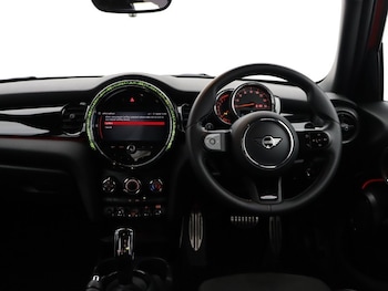 Used MINI Hatch 2021 for sale - 76981271: Photo