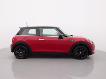 Used MINI Hatch 2023 for sale - 76981837: Photo