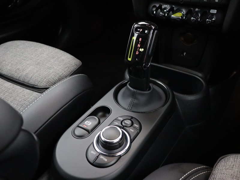 Used MINI Hatch 2023 for sale - 76981837: Photo 8