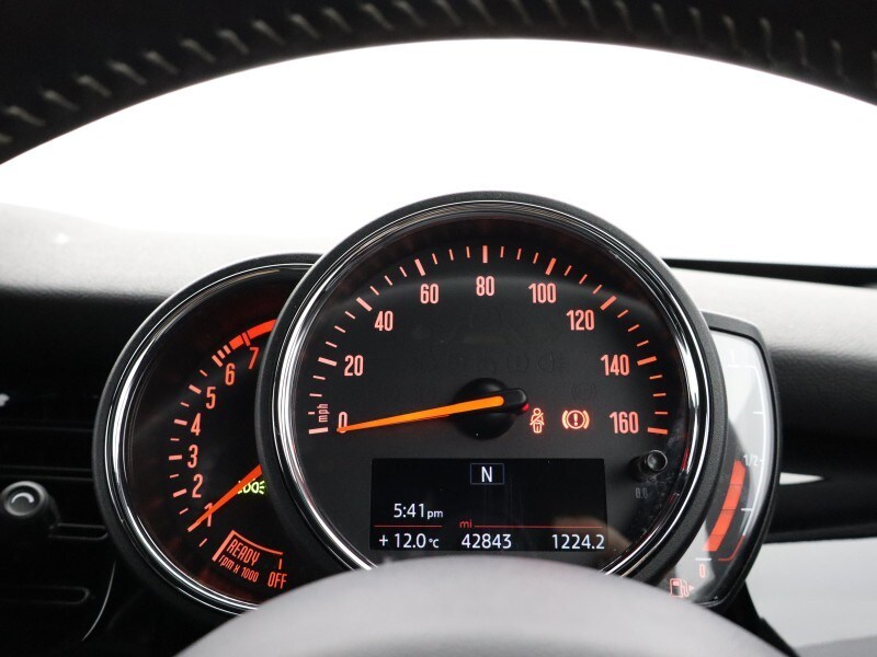 Used MINI Hatch 2022 for sale - 77589840: Photo 8