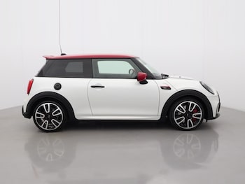 Used MINI Hatch 2023 for sale - 79081027: Photo