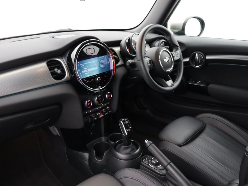 Used MINI Hatch 2023 for sale - 76981165: Photo 6