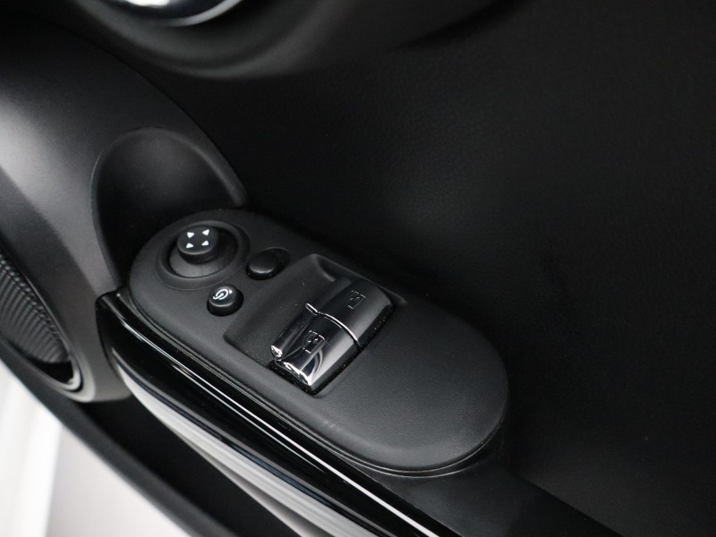 Used MINI Hatch 2024 for sale - 77504440: Photo 16