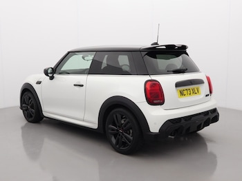 Used MINI Hatch 2024 for sale - 77504440: Photo
