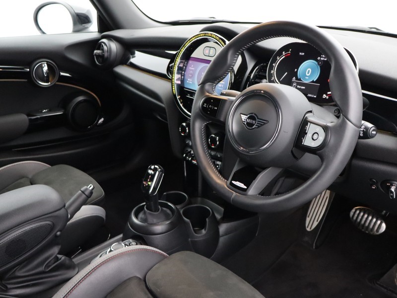 Used MINI Hatch 2024 for sale - 77504440: Photo 8