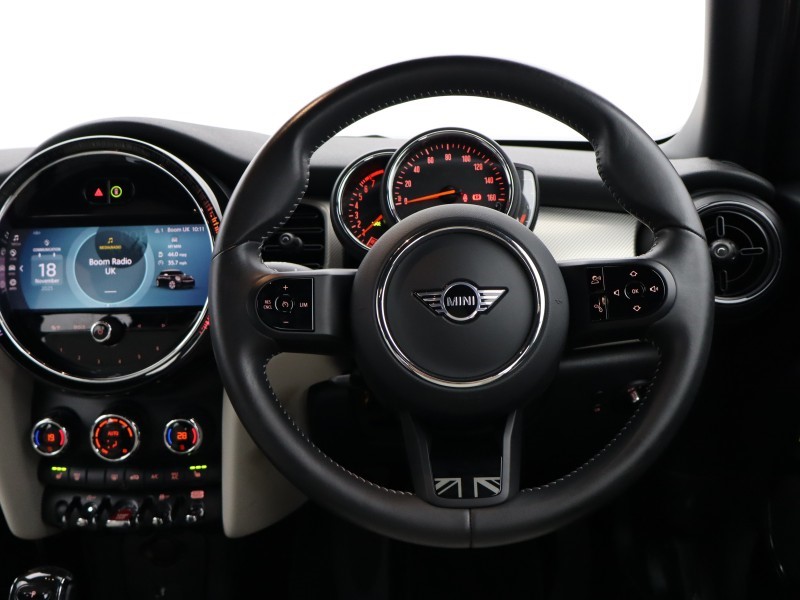 Used MINI Hatch 2022 for sale - 76981859: Photo 5