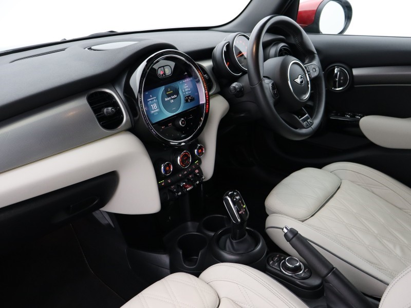 Used MINI Hatch 2022 for sale - 76981859: Photo 6