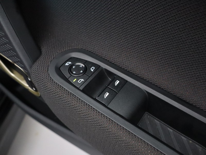 Used MINI Cooper 2024 for sale - 76982423: Photo 23