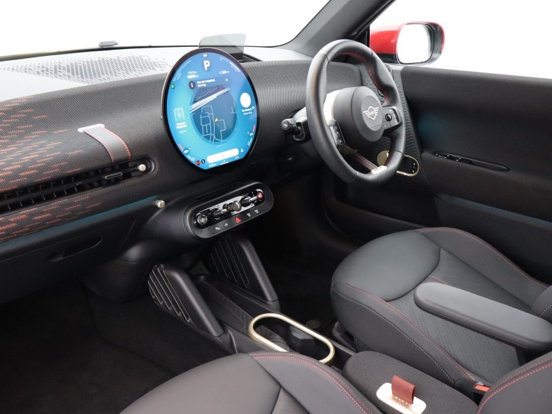 Used MINI Cooper 2024 for sale - 76982423: Photo 6