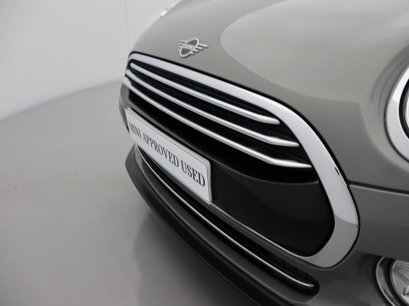 Used MINI Clubman 2019 for sale - 76982199: Photo 60