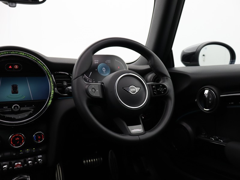 Used MINI Convertible 2024 for sale - 76981756: Photo 17