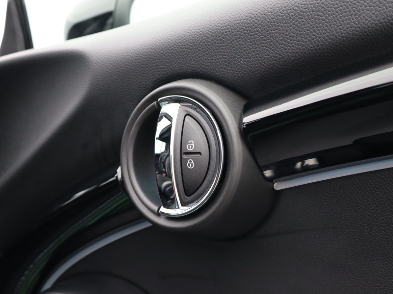 Used MINI Convertible 2024 for sale - 76981756: Photo 20