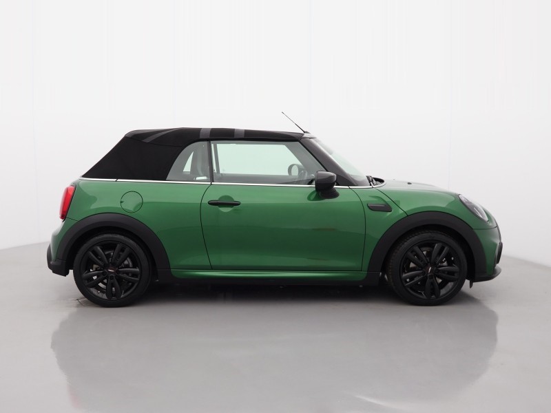 Used MINI Convertible 2024 for sale - 76981756: Photo 3