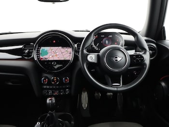 Used MINI Hatch 2021 for sale - 77819286: Photo