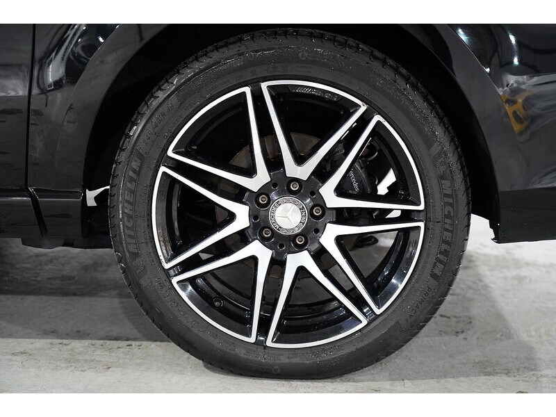 Used Mercedes-Benz V-Class for sale - 77565836: Photo 32