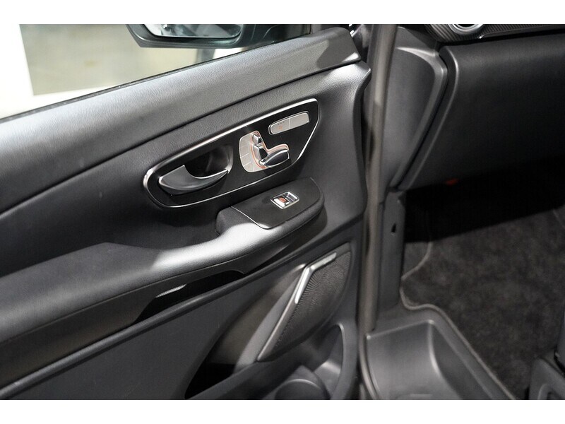 Used Mercedes-Benz V-Class for sale - 77565836: Photo 41