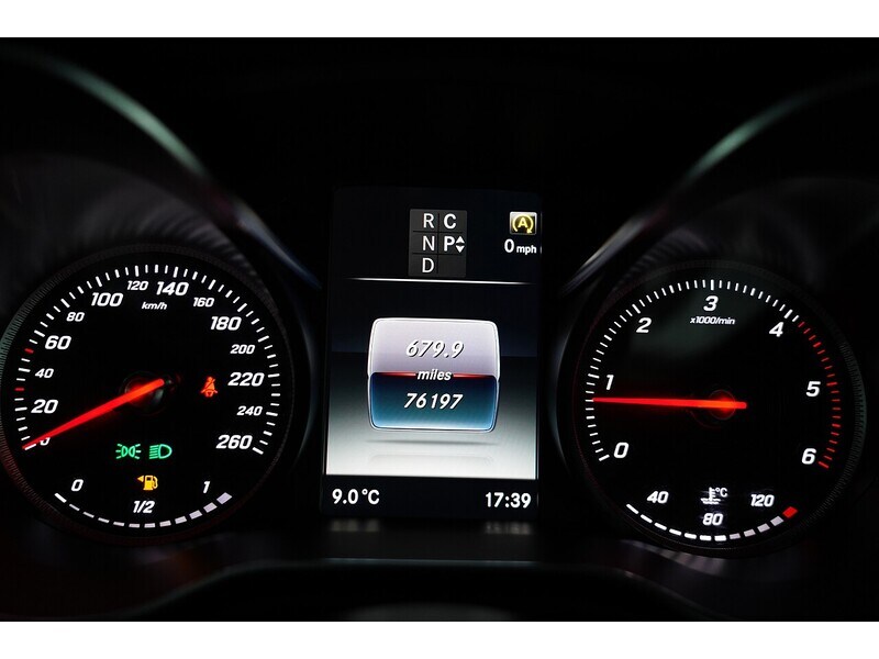 Used Mercedes-Benz V-Class for sale - 77565836: Photo 80