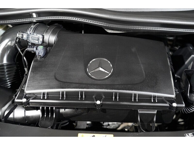 Used Mercedes-Benz V-Class for sale - 77565836: Photo 95