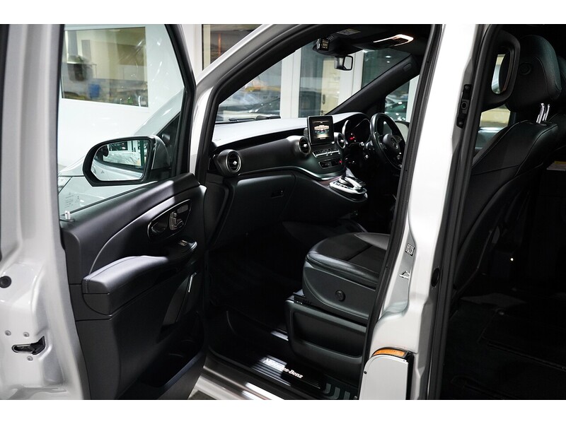 Used Mercedes-Benz V-Class for sale - 76490296: Photo 49