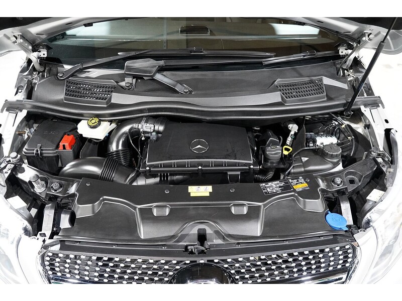 Used Mercedes-Benz V-Class for sale - 76490296: Photo 99