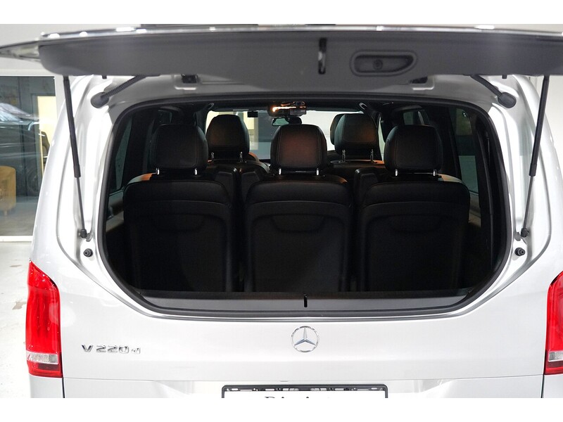 Used Mercedes-Benz V-Class for sale - 76401819: Photo 19