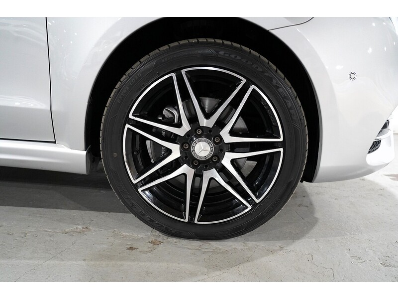 Used Mercedes-Benz V-Class for sale - 76401819: Photo 36