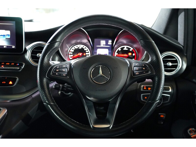 Used Mercedes-Benz V-Class for sale - 76401819: Photo 81