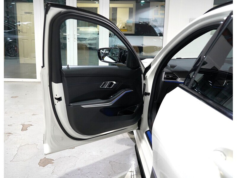 Used BMW 3 Series 2023 for sale - 78137502: Photo 40