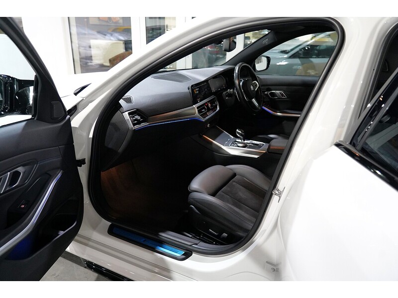 Used BMW 3 Series 2023 for sale - 78137502: Photo 6