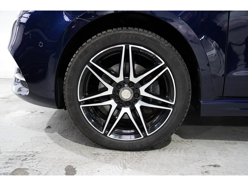 Used Mercedes-Benz V-Class for sale - 77565832: Photo 30