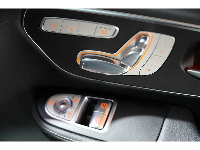 Used Mercedes-Benz V-Class for sale - 77565832: Photo 36