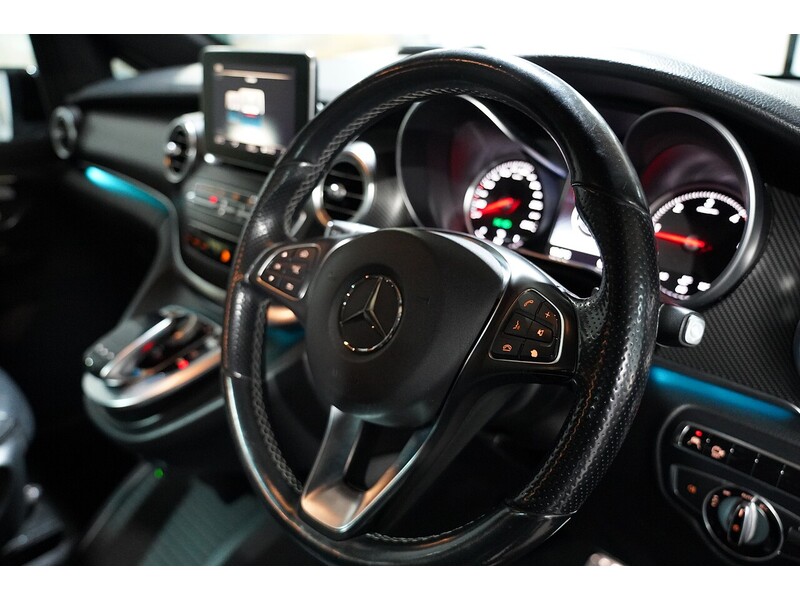 Used Mercedes-Benz V-Class for sale - 78129533: Photo 39