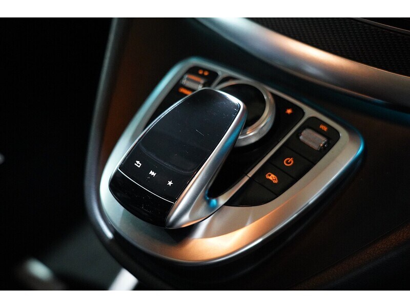 Used Mercedes-Benz V-Class for sale - 78129533: Photo 79