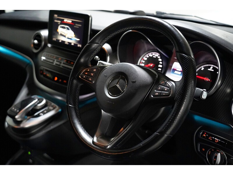 Used Mercedes-Benz V-Class for sale - 76553635: Photo 39