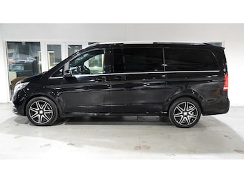 Used Mercedes-Benz V-Class 2016 for sale - 76553635: Photo